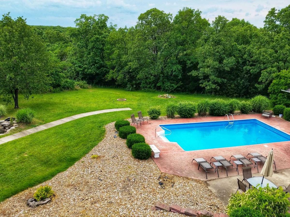 Lafayette Grand Manor Apartment Waynesville Bagian luar foto